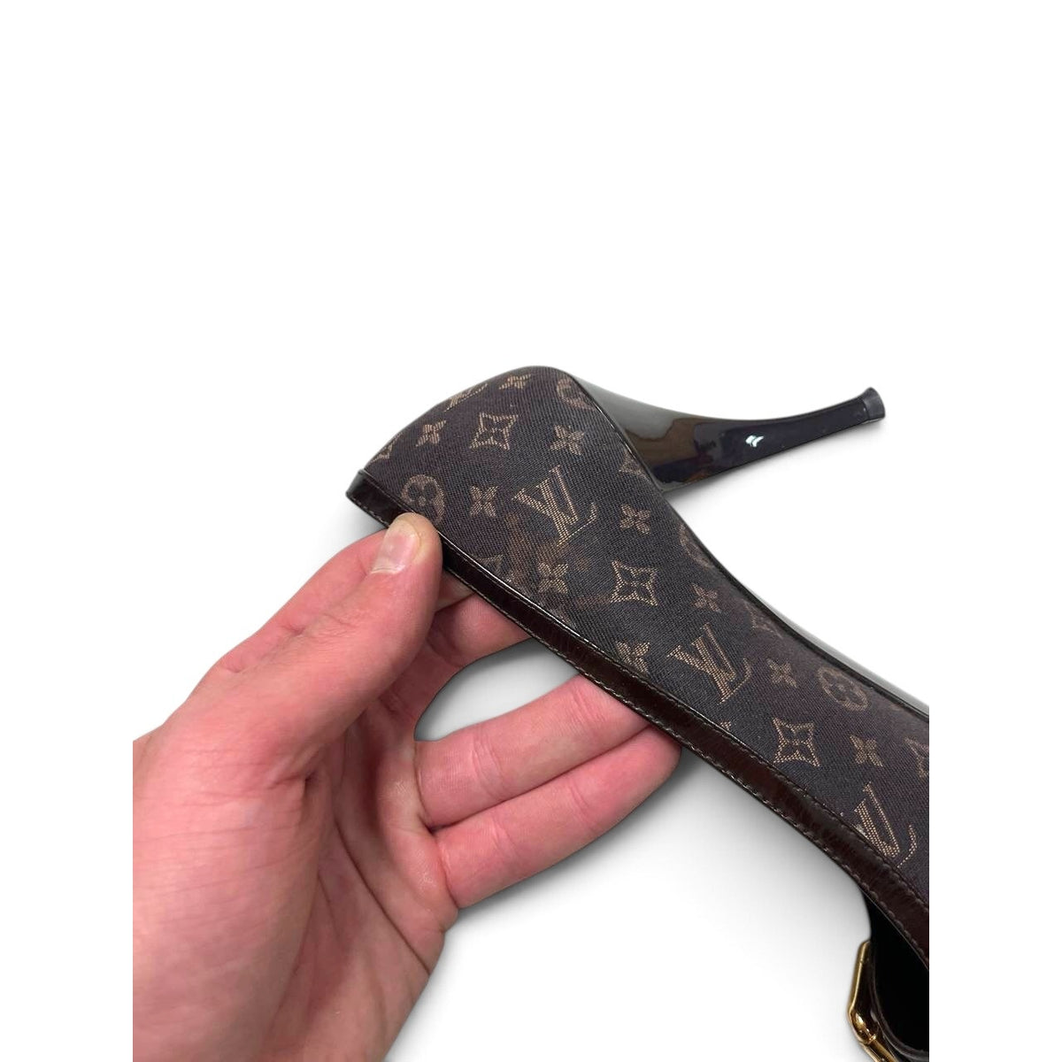 Louis Vuitton Monogram Buckle Pointed-Toe Heels