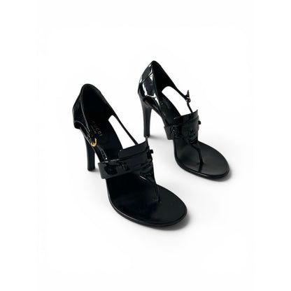 Gucci SS 2008 Black Patent Leather Thong Heels