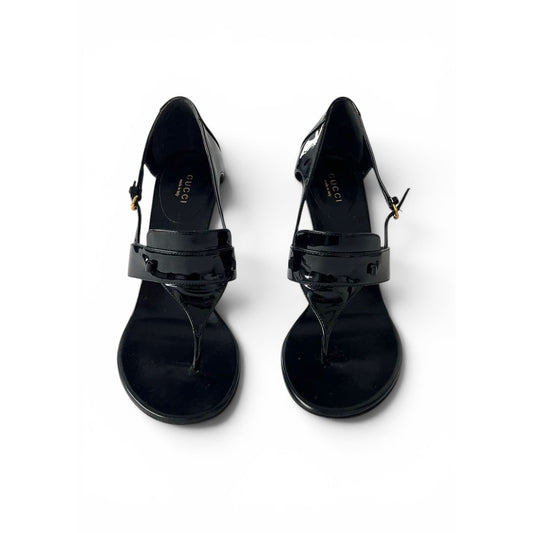 Gucci SS 2008 Black Patent Leather Thong Heels