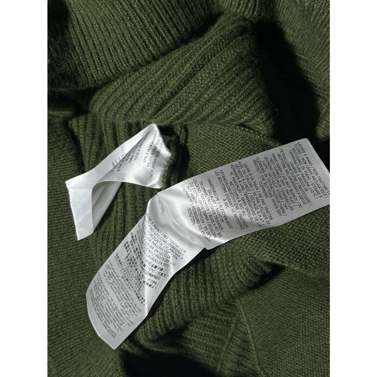 FW2019 Stella McCartney Runway Sweater